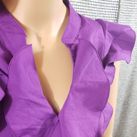Purple Frilled Neckline Sleeveless Blouse - Picture 2 of 3